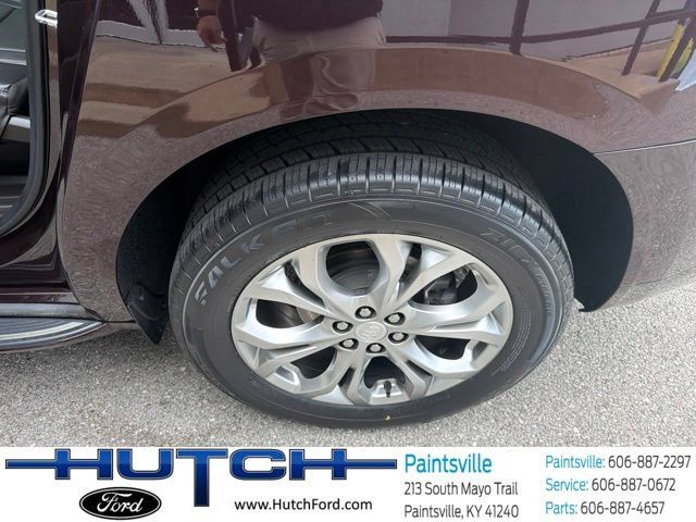 Used 2021 Buick Enclave Avenir w/ Avenir Technology Package AWD/4WD image 15