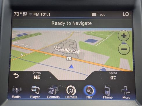 Used 2014 Chrysler 300 C RWD image 28