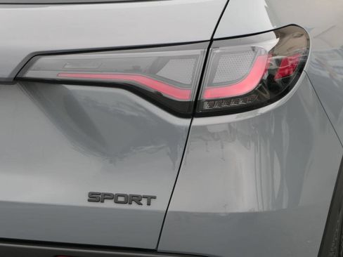 Used 2024 Honda HR-V Sport image 4