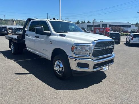Used 2024 RAM 3500 SLT w/ Quick Order Package 2YG SLT AWD/4WD image 7