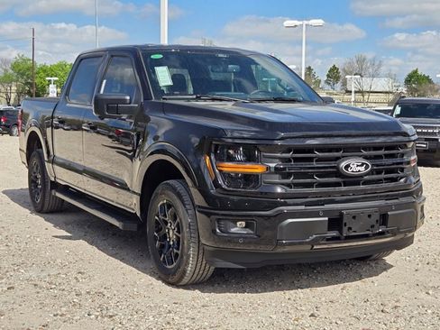 New 2026 Ford F150 XLT w/ Equipment Group 302A MID image 7