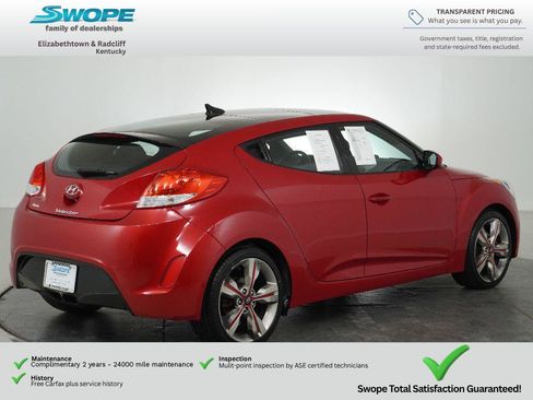 Used 2017 Hyundai Veloster Value Edition FWD image 4