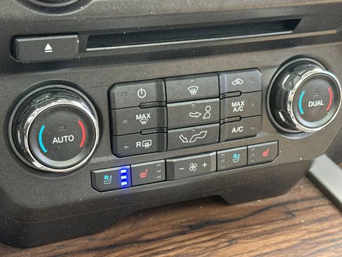 Certified 2018 Ford F150 Lariat AWD/4WD image 19