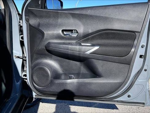 Certified 2024 Nissan Kicks SV image 21