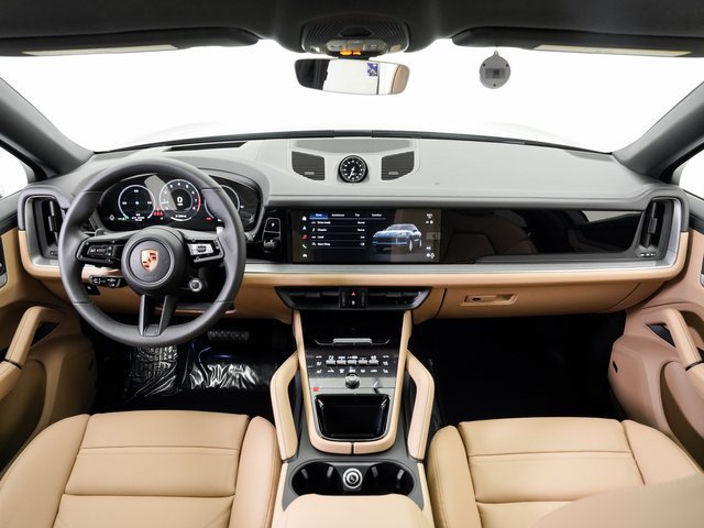 Certified 2026 Porsche Cayenne Coupe AWD/4WD image 22