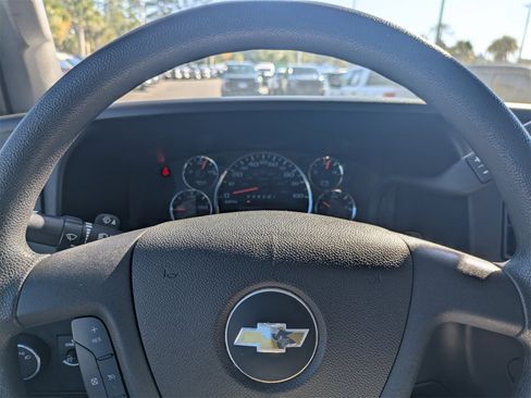 Used 2023 Chevrolet Express 2500 w/ Driver Convenience Package image 27