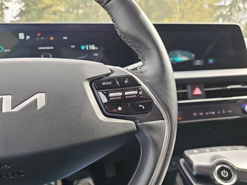 Used 2023 Kia EV6 Wind w/ Wind Technology Package image 30