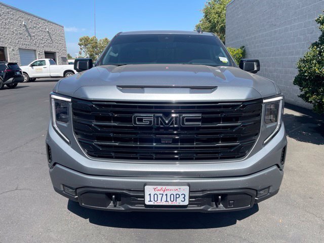 Used 2023 GMC Sierra 1500 Elevation w/ Elevation Premium Package AWD/4WD image 2
