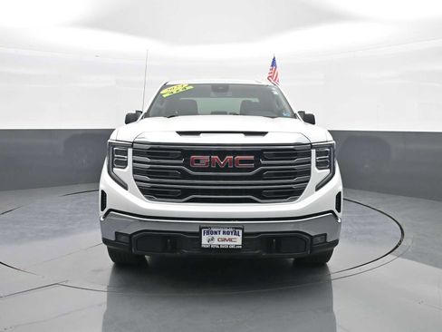 Used 2024 GMC Sierra 1500 SLT AWD/4WD image 3