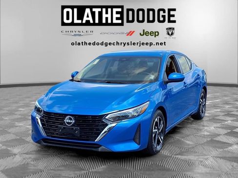 Used 2024 Nissan Sentra SV FWD image 1