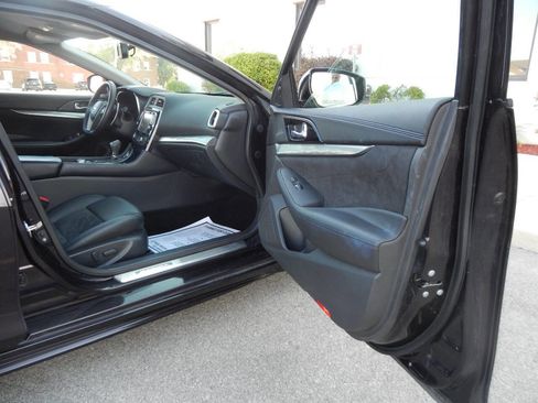 Used 2016 Nissan Maxima SR image 36
