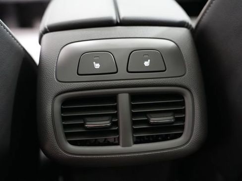 Used 2025 Buick Envision Avenir AWD/4WD image 18