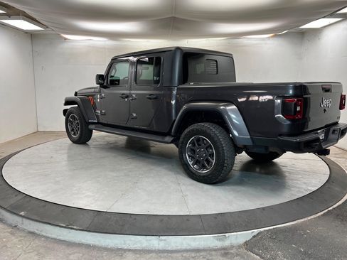 Used 2020 Jeep Gladiator Overland image 3