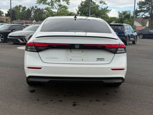 Used 2023 Honda Accord Sport image 4