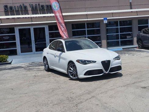 New 2024 Alfa Romeo Giulia Sprint RWD image 1