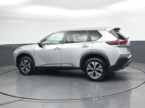 Used 2022 Nissan Rogue SV image 7