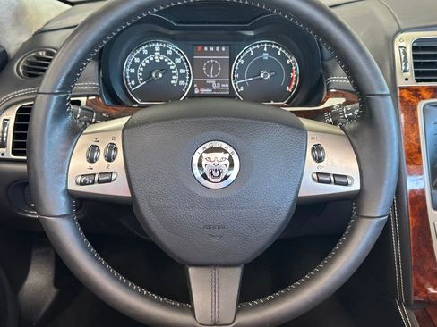 Used 2010 Jaguar XK Convertible RWD image 23