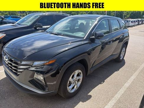 Used 2023 Hyundai Tucson SE AWD/4WD image 3