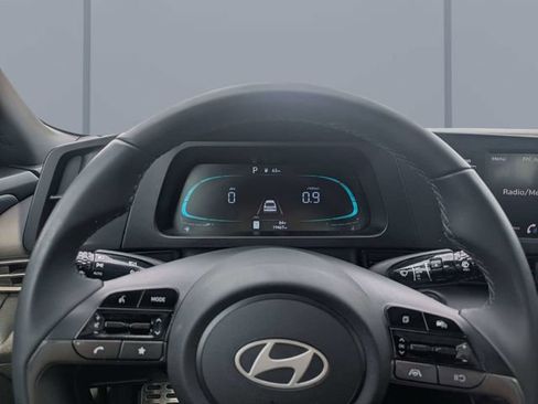 Used 2025 Hyundai Elantra Sport w/ Cargo Package FWD image 28