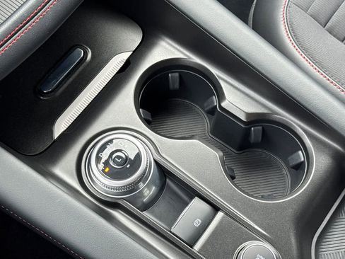 Certified 2025 Ford Explorer ST-Line image 23