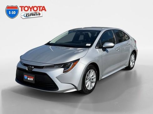 Certified 2026 Toyota Corolla LE w/ LE Premium Package FWD image 1