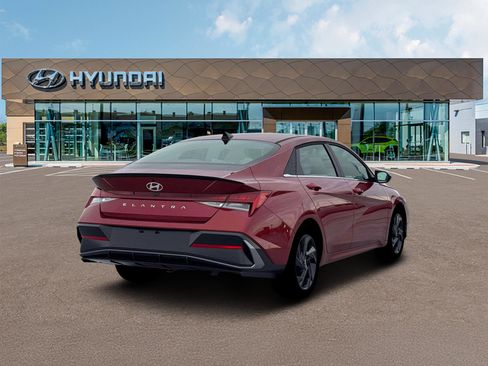 New 2026 Hyundai Elantra SEL Sport Premium image 7