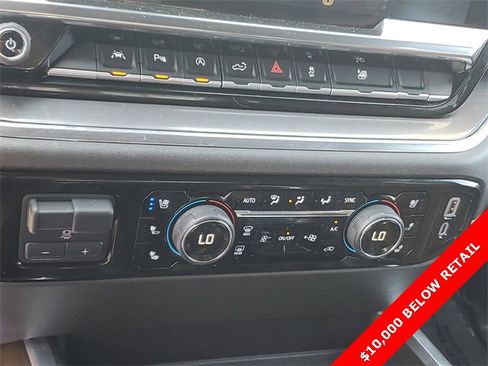 Used 2024 Chevrolet Silverado 1500 High Country image 19