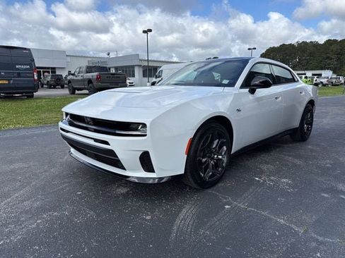 New 2026 Dodge Charger R/T AWD/4WD image 4