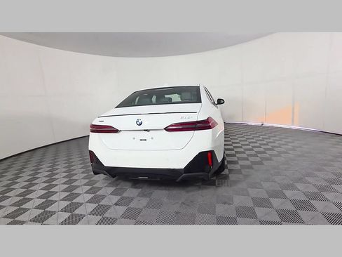 Used 2024 BMW 530i xDrive w/ M Sport Package AWD/4WD image 41