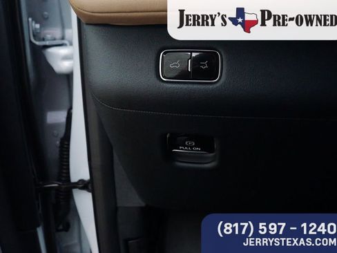 Used 2025 Lincoln Navigator L Black Label image 15