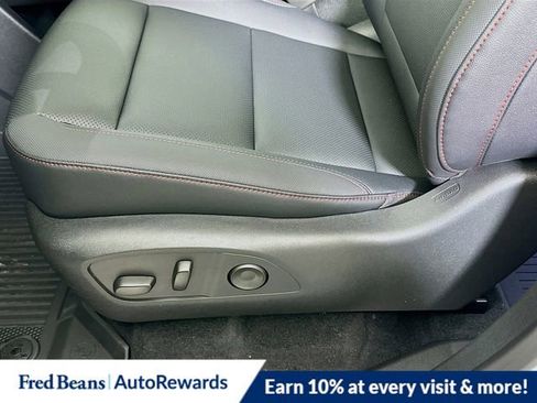 New 2026 Chevrolet Traverse Z71 w/ Driver Confidence Package AWD/4WD image 18