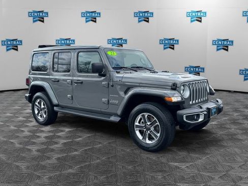 Certified 2023 Jeep Wrangler Sahara w/ Cold Weather Group image 8