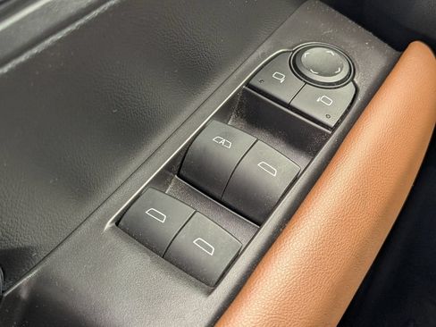 Used 2024 GMC Canyon AT4 w/ Canyon Safety Plus Package AWD/4WD image 24