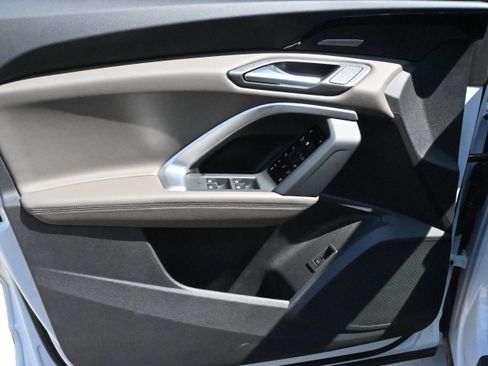 Used 2025 Audi Q5 Premium w/ Premium Plus AWD/4WD image 29