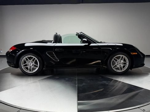 Used 2011 Porsche Boxster RWD image 6