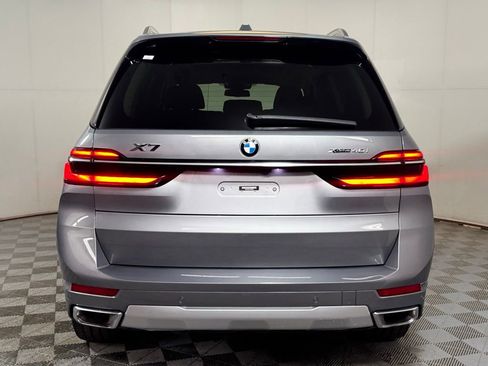 Used 2023 BMW X7 xDrive40i AWD/4WD image 5