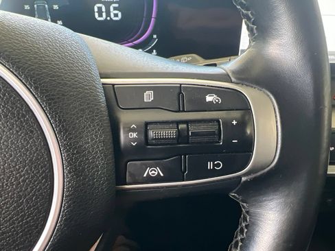 Certified 2024 Kia Sportage EX FWD image 57