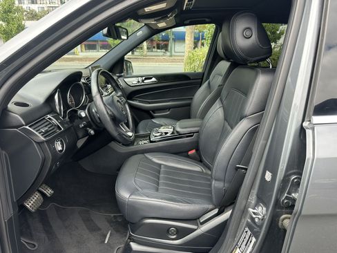 Used 2019 Mercedes-Benz GLE 400 4MATIC image 18