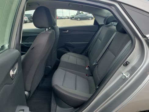 Used 2021 Hyundai Accent SEL FWD image 12