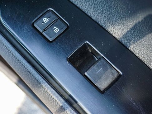 Used 2025 Toyota Camry SE image 48