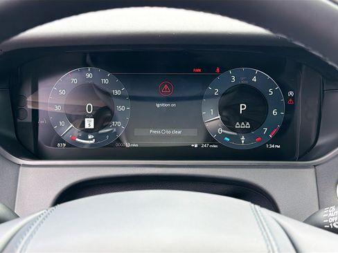 New 2026 Land Rover Range Rover Velar Belgravia AWD/4WD image 39