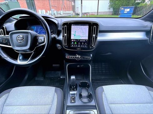 Certified 2024 Volvo XC40 B5 Core AWD/4WD image 20