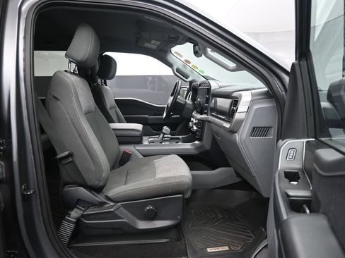Used 2023 Ford F150 Lightning XLT AWD/4WD image 24