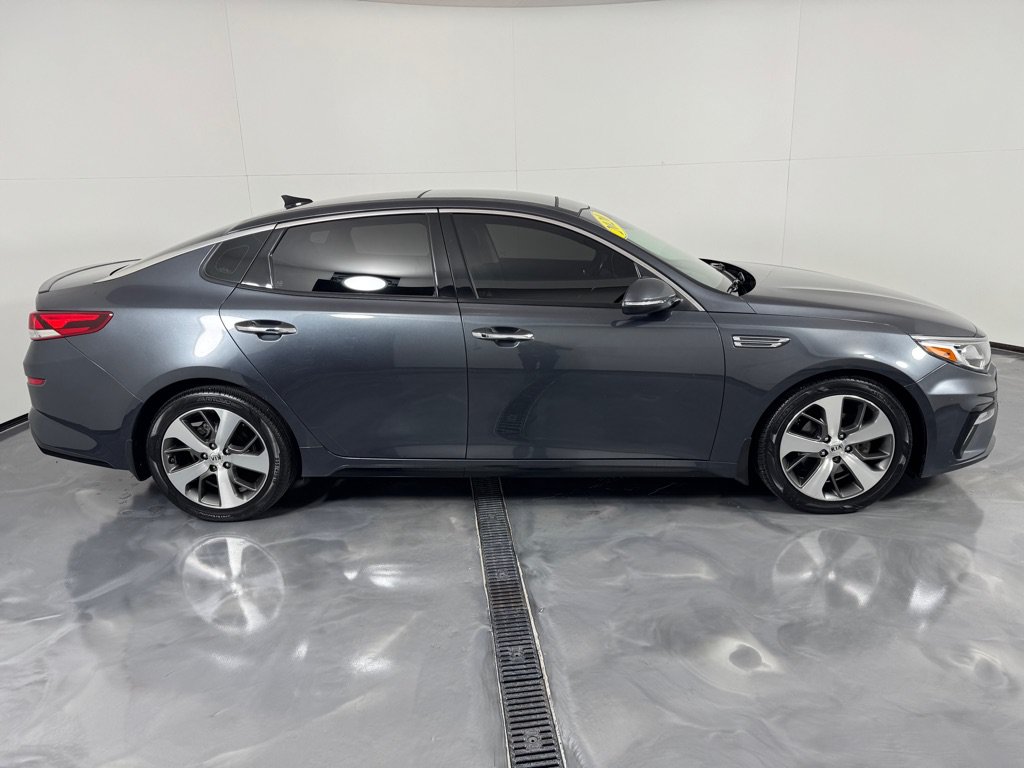 Used 2020 Kia Optima S w/ S Panoramic Sunroof Package FWD image 4