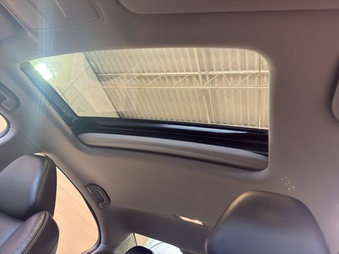 Used 2015 Acura TLX V6 SH-AWD w/ Technology Pkg image 17