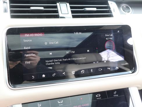 Used 2020 Land Rover Range Rover Sport HST image 23