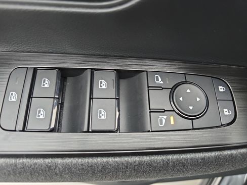 New 2026 Nissan Kicks SV image 27