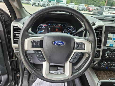 Used 2019 Ford F250 Lariat w/ Lariat Ultimate Package AWD/4WD image 25