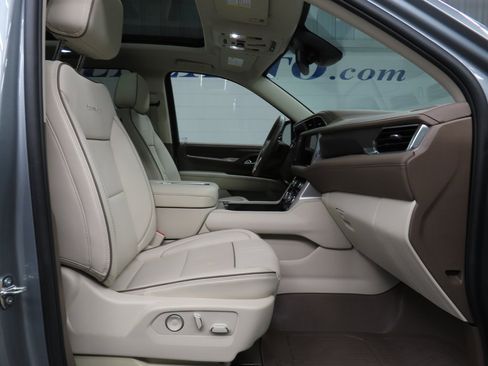 Used 2024 GMC Yukon Denali image 33