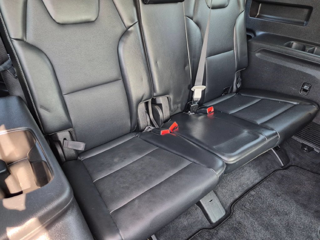 Used 2025 Kia Telluride S FWD image 30